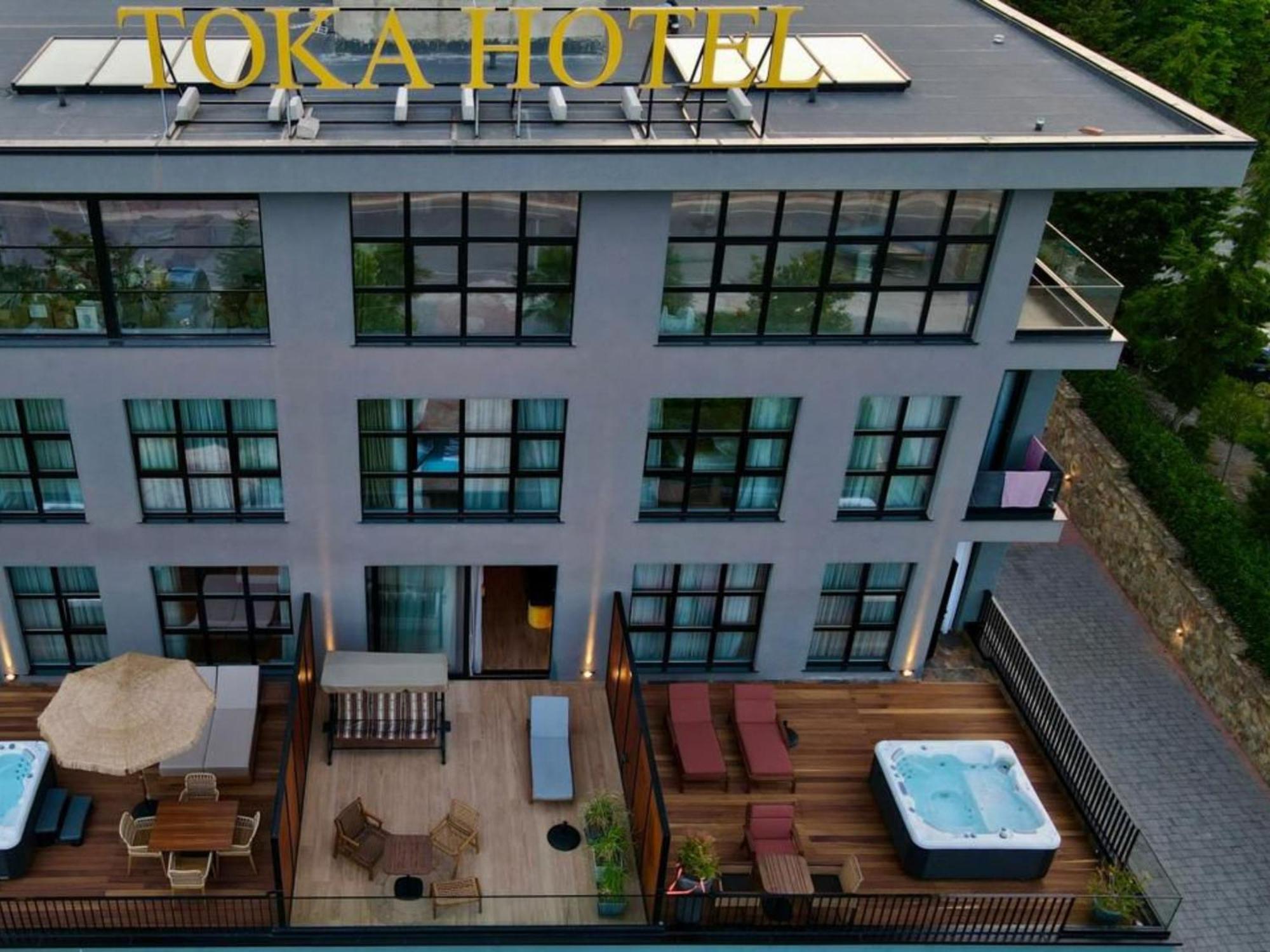 Toka Hotel Restaurant Udenisht Kültér fotó