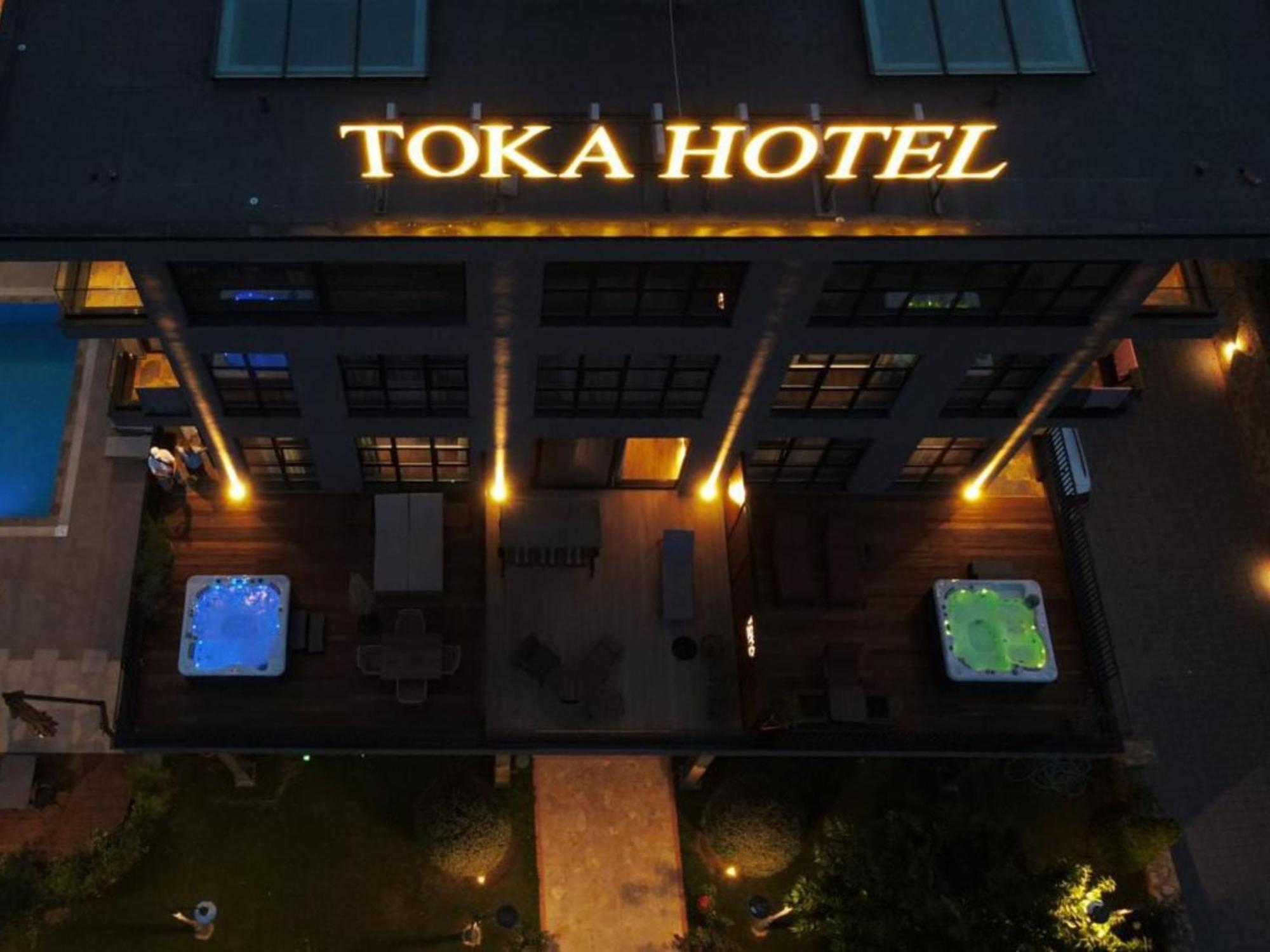Toka Hotel Restaurant Udenisht Kültér fotó