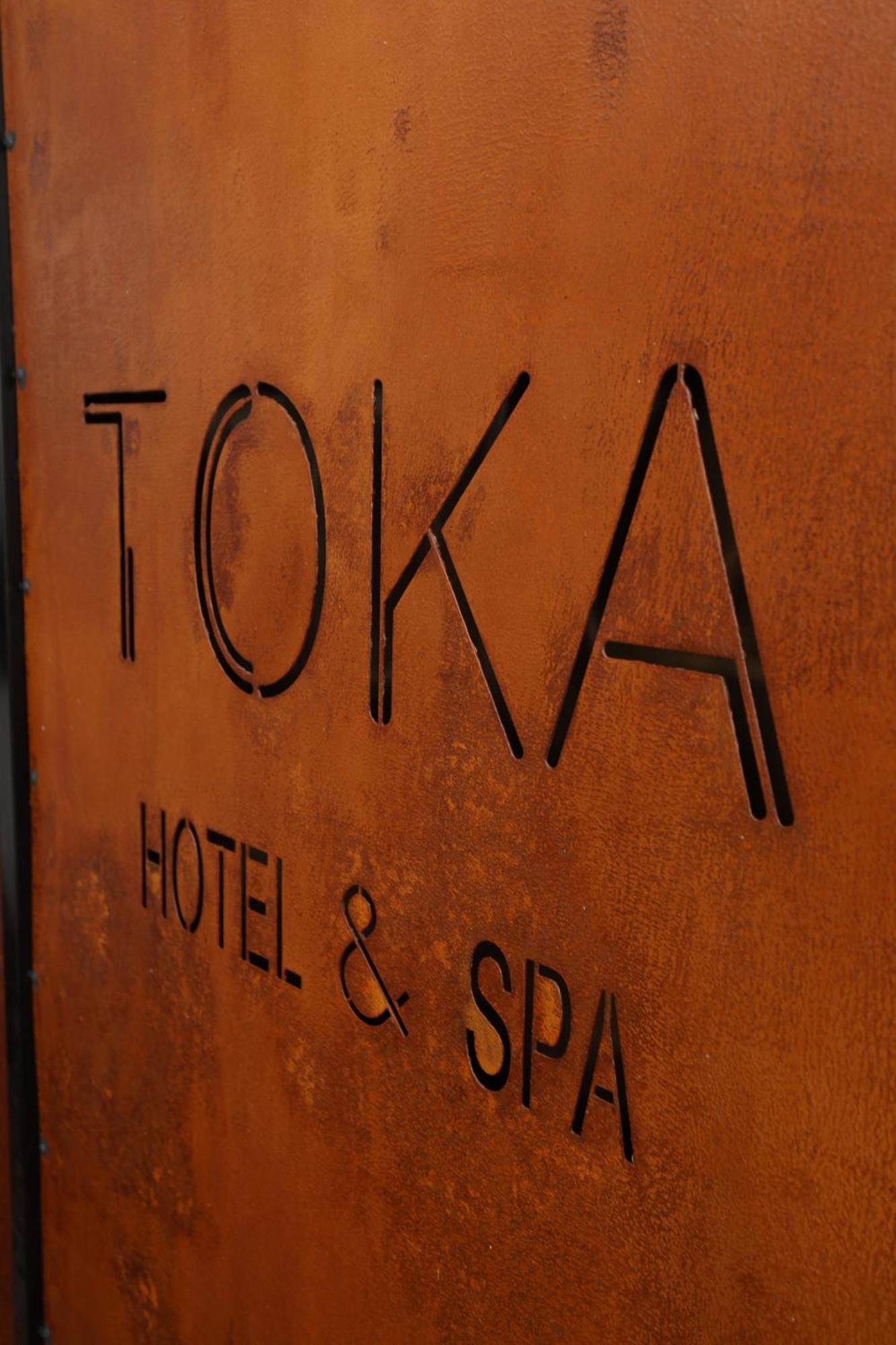 Toka Hotel Restaurant Udenisht Kültér fotó