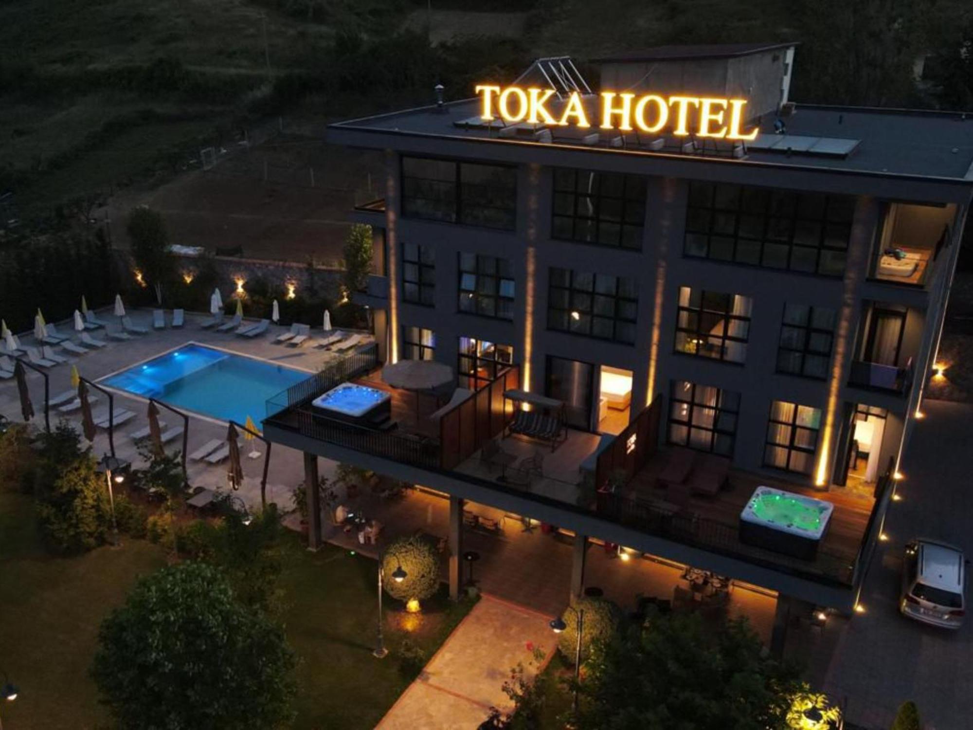 Toka Hotel Restaurant Udenisht Kültér fotó