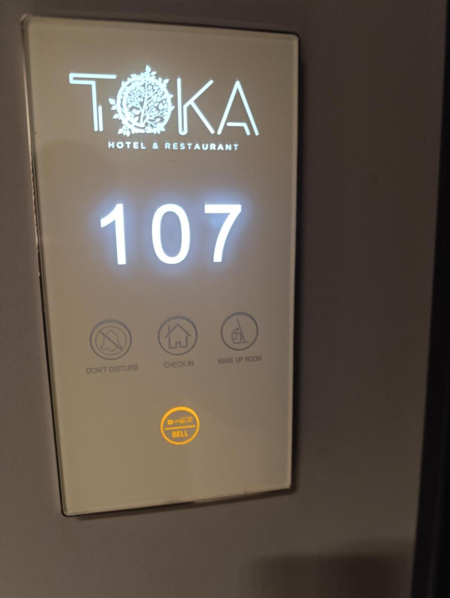 Toka Hotel Restaurant Udenisht Kültér fotó